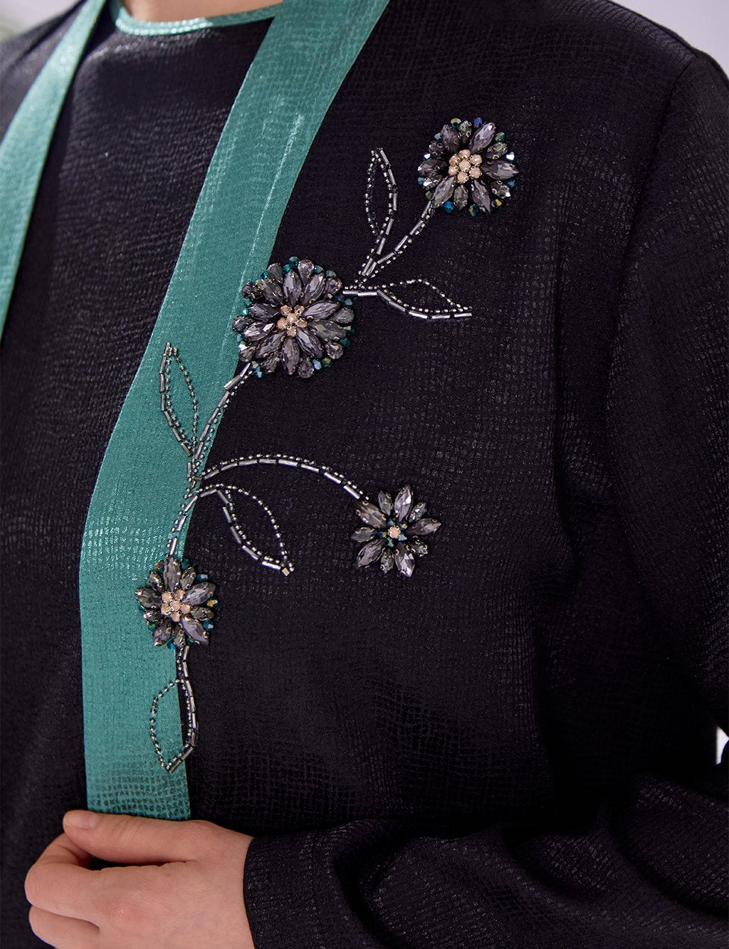 KAYRA Embroidered Dress Suit Black