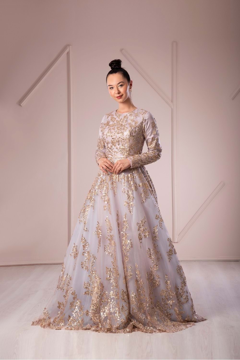 TIARA GOLD SEQUIN EMBROIDERED EVENING DRESS