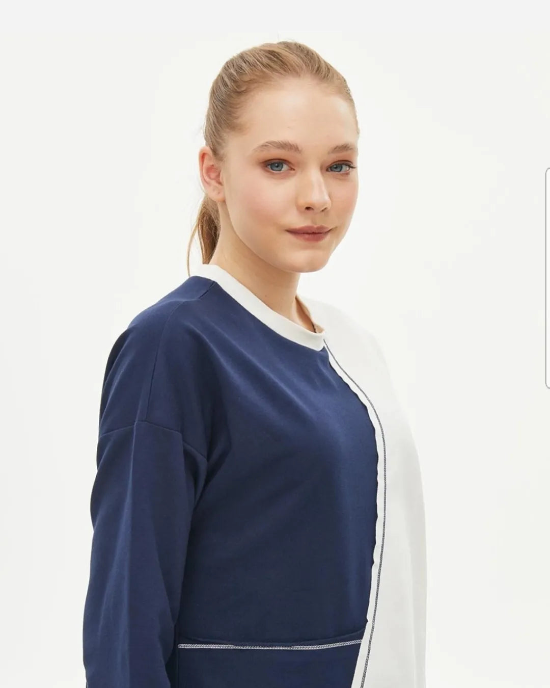 KYR Pieced Round Neck Sweatshirt Navy KY-b22-70016-11