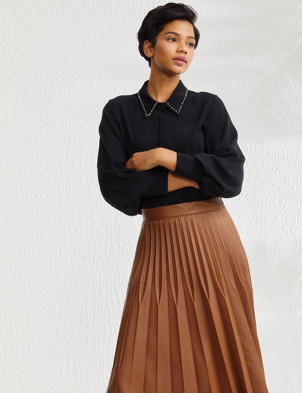 Pleated A-line Faux Leather Skirt Camel IKA-A22-12004-06